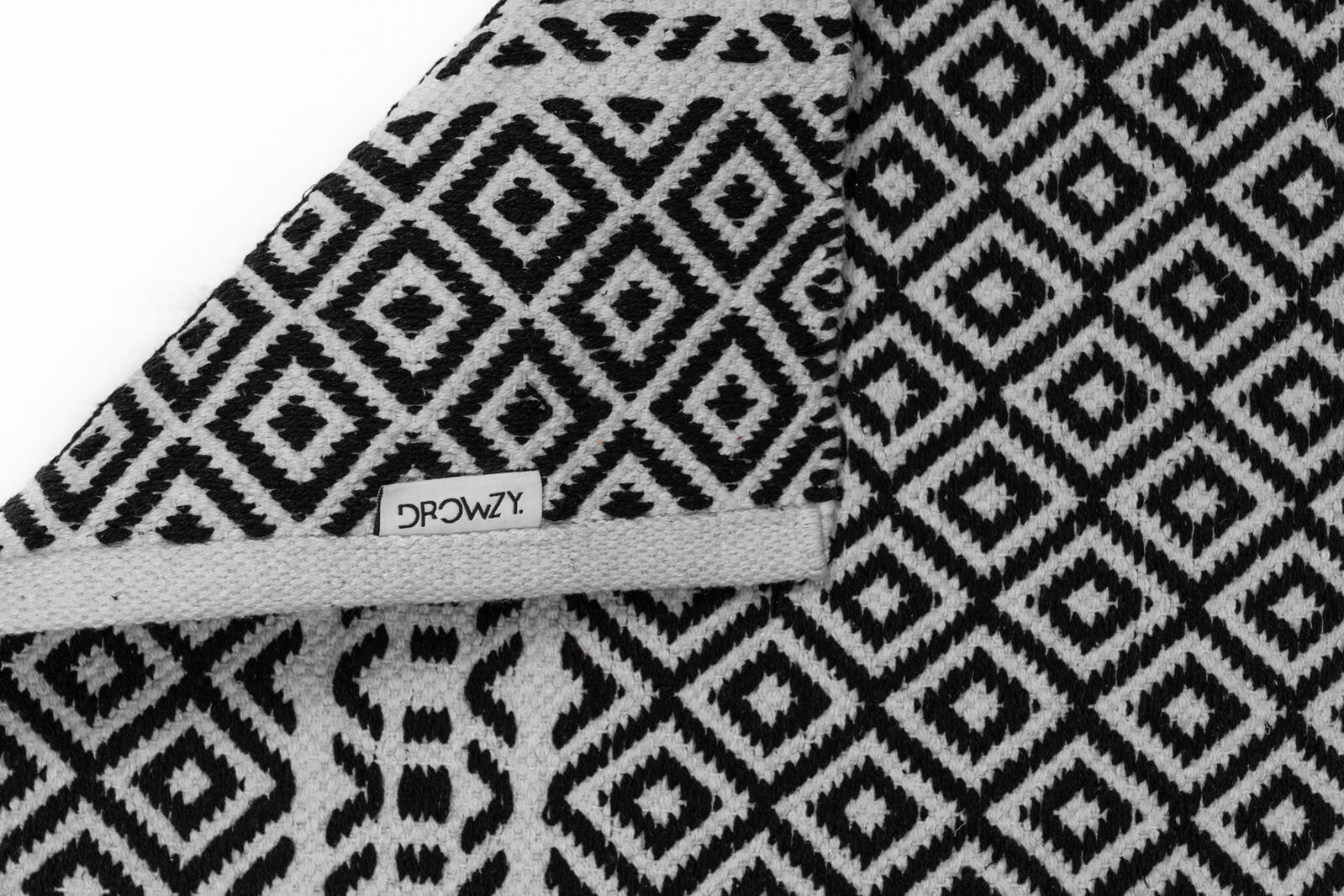 Black Diamonds Cotton Floormat 1