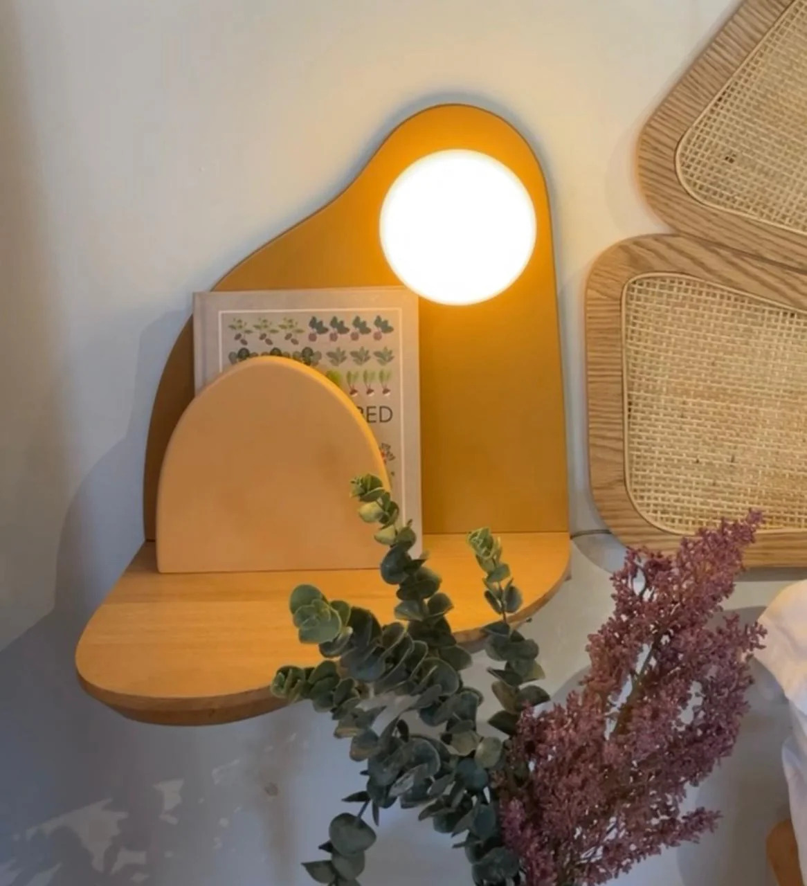 Wave bedside table 8