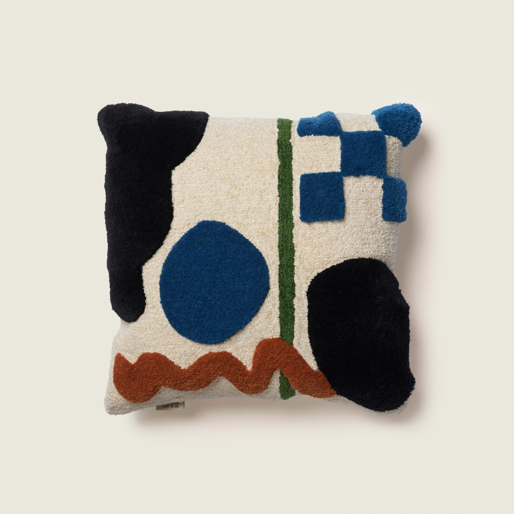 Illusion - Tufted Wool Cushion 0