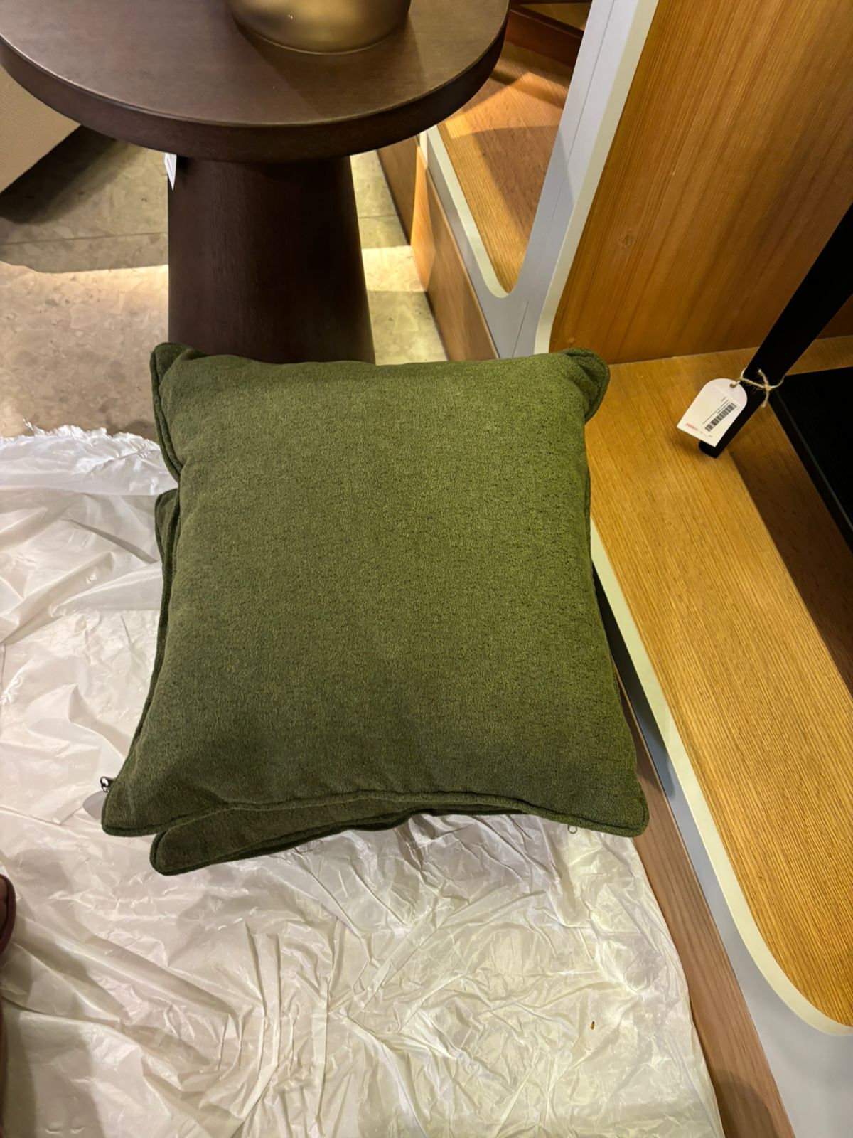 وسادة قطيفة من الأخضر الداكن 0