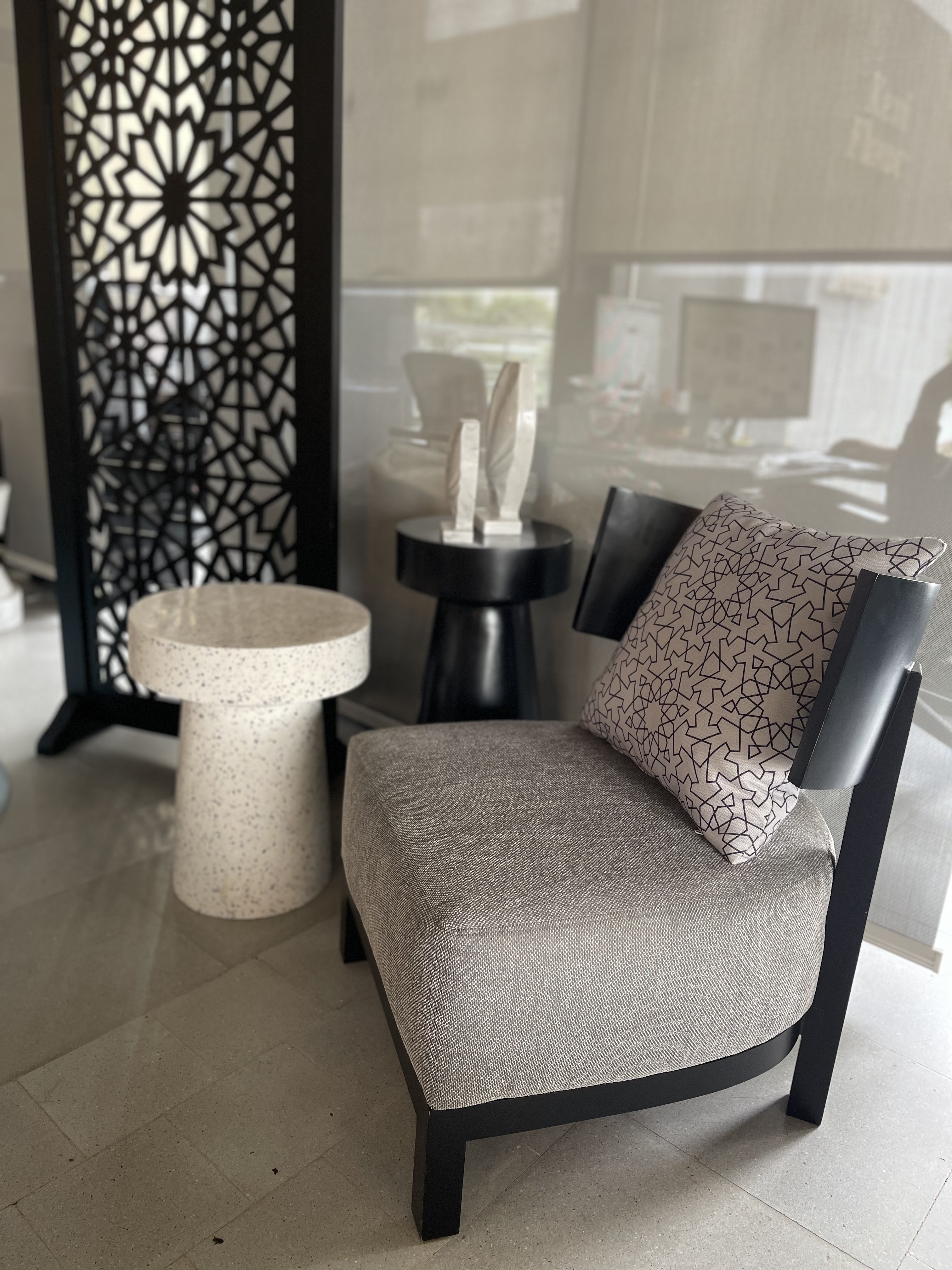 Mid Arm Chair With Metal structure & Upholstered Seat 2