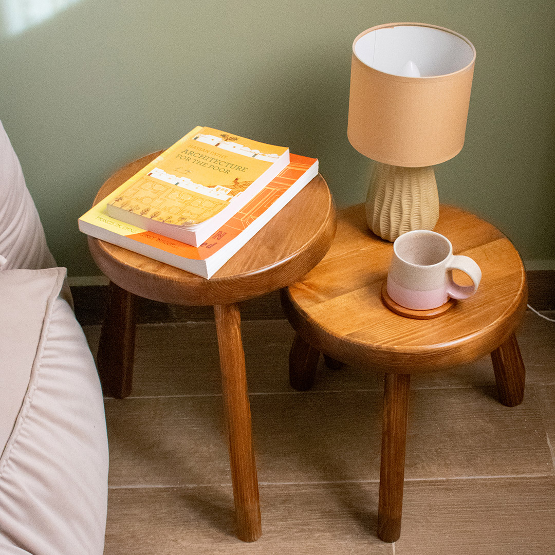 Pine Duo Set of 2 Tables With Round Top Design 0