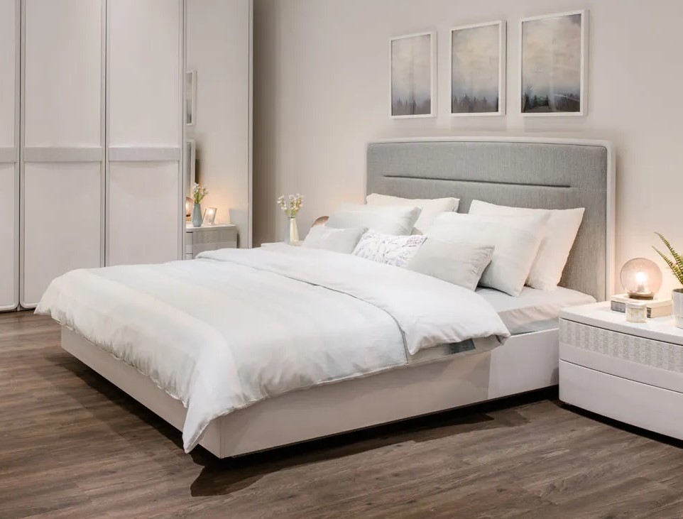 Aida Upholstered Bed With Sleek Headboard Light Grey 0