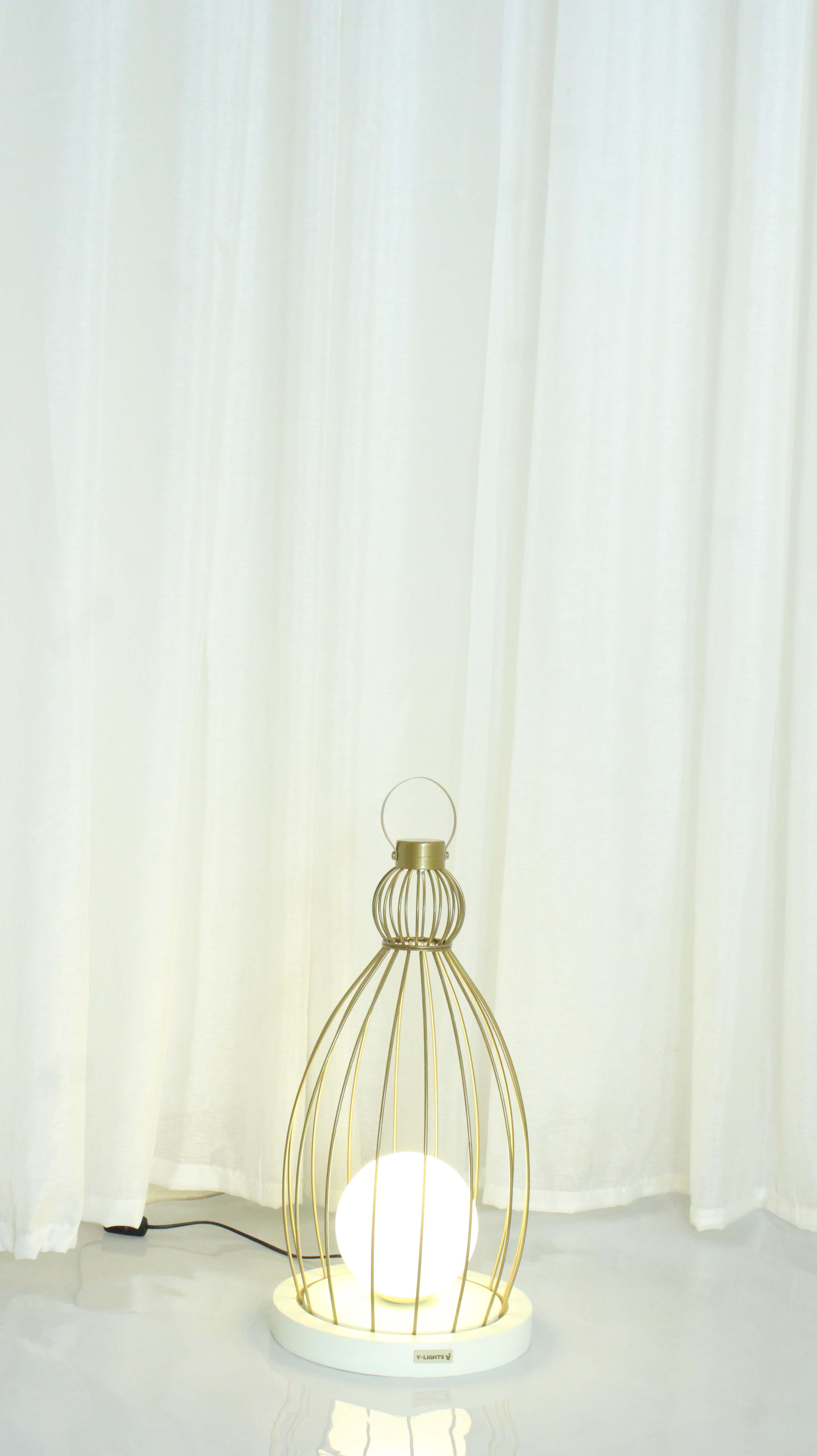 Floor Lamp - Gold & White 1