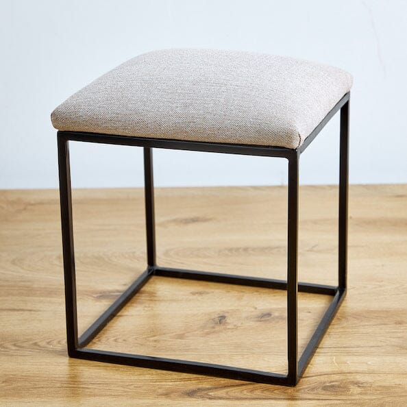 Hollow-B - Pouffe 0