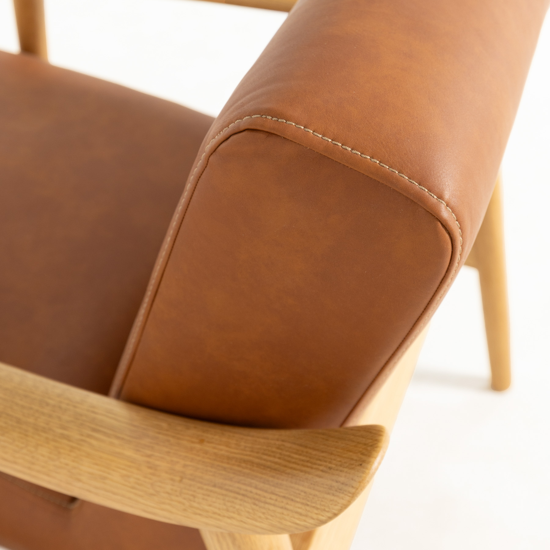 Mid-Century Leather Chair With Wooden Frame 3