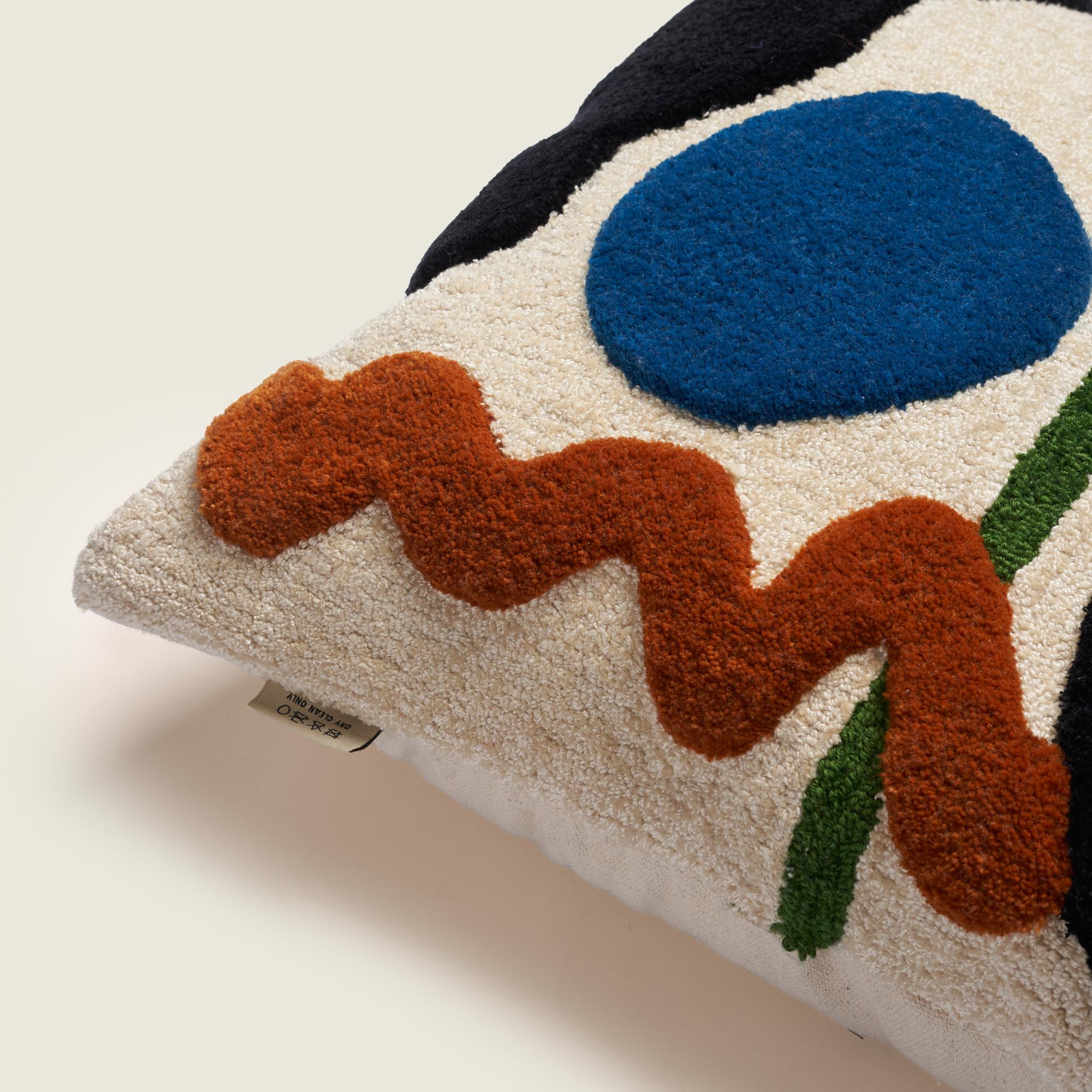 Illusion - Tufted Wool Cushion 1