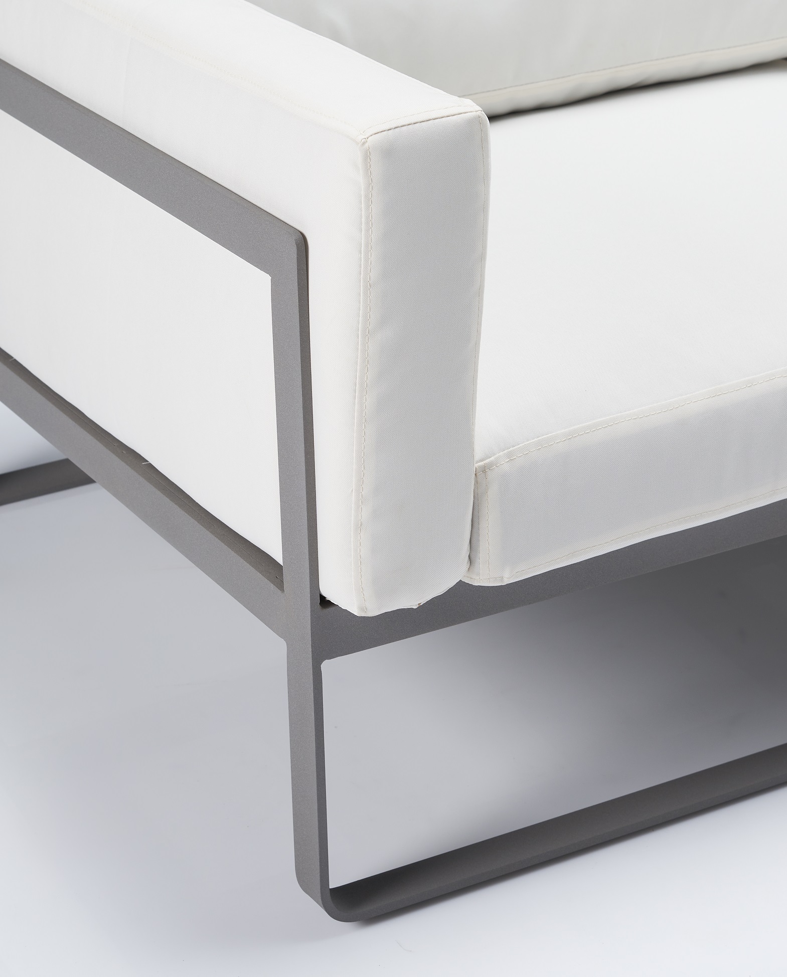 Paros Sofa AG2102 2