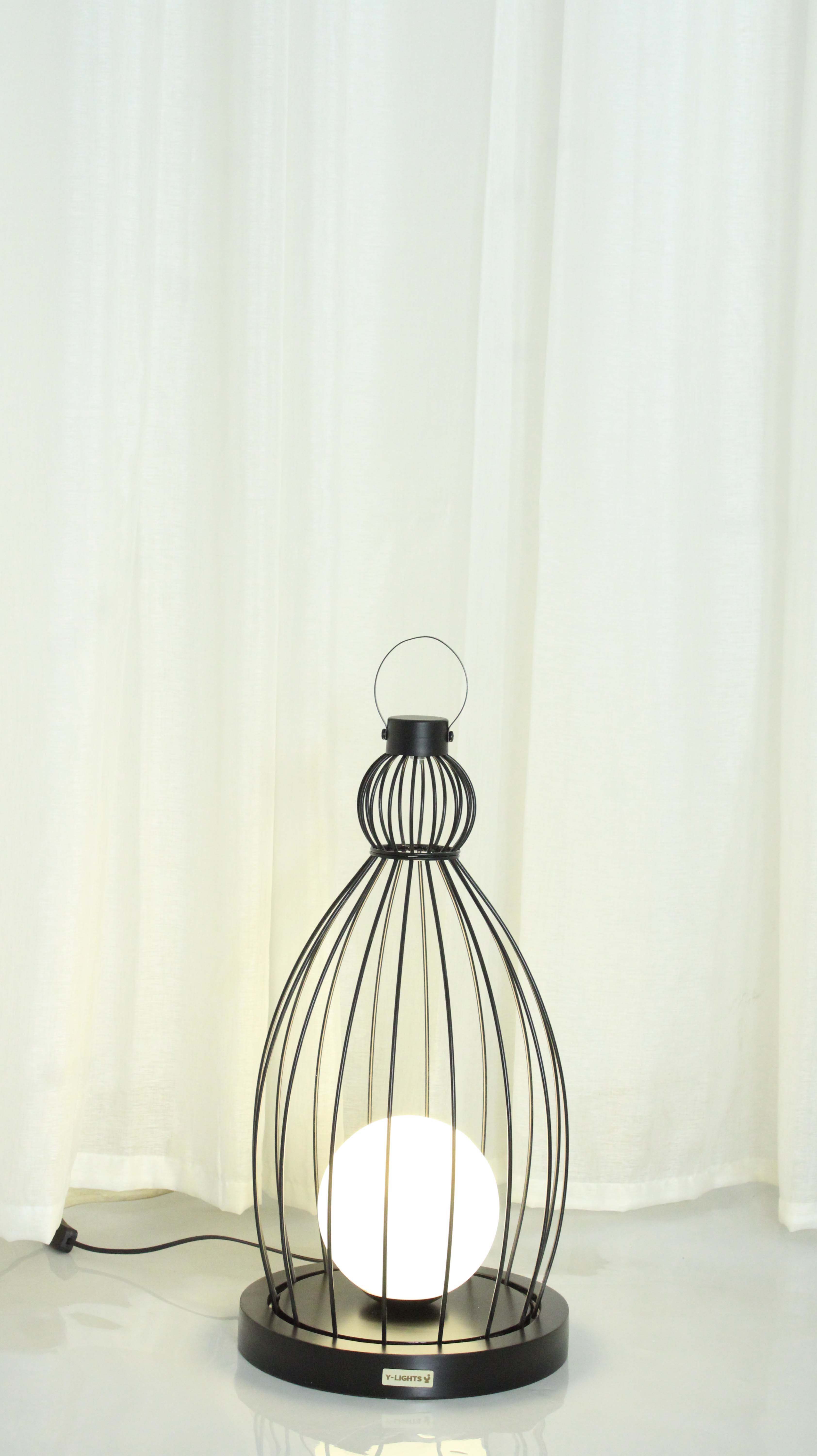 Floor Lamp - Black 1