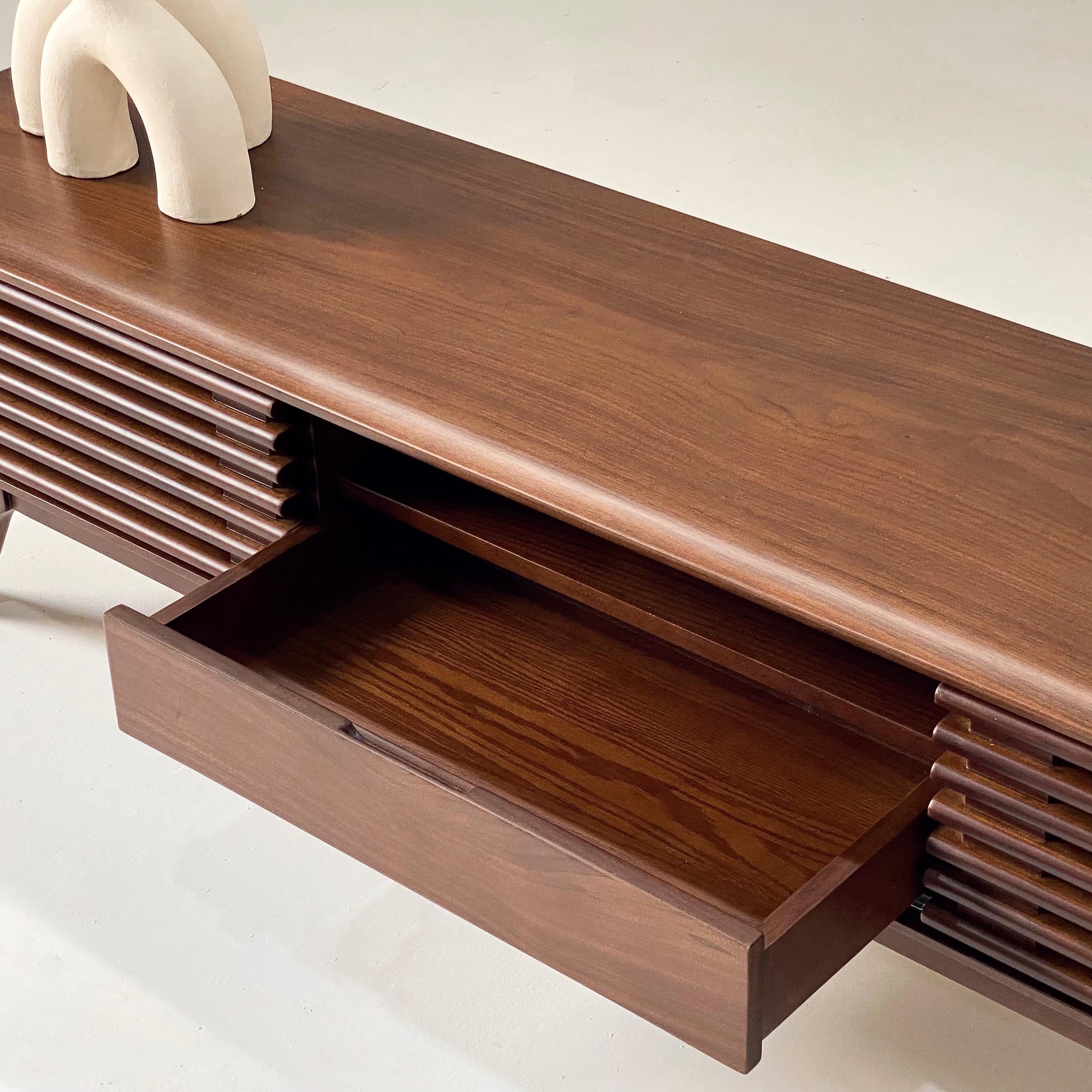 Render Mid-Century Walnut TV Unit With Beech Wood Base 3