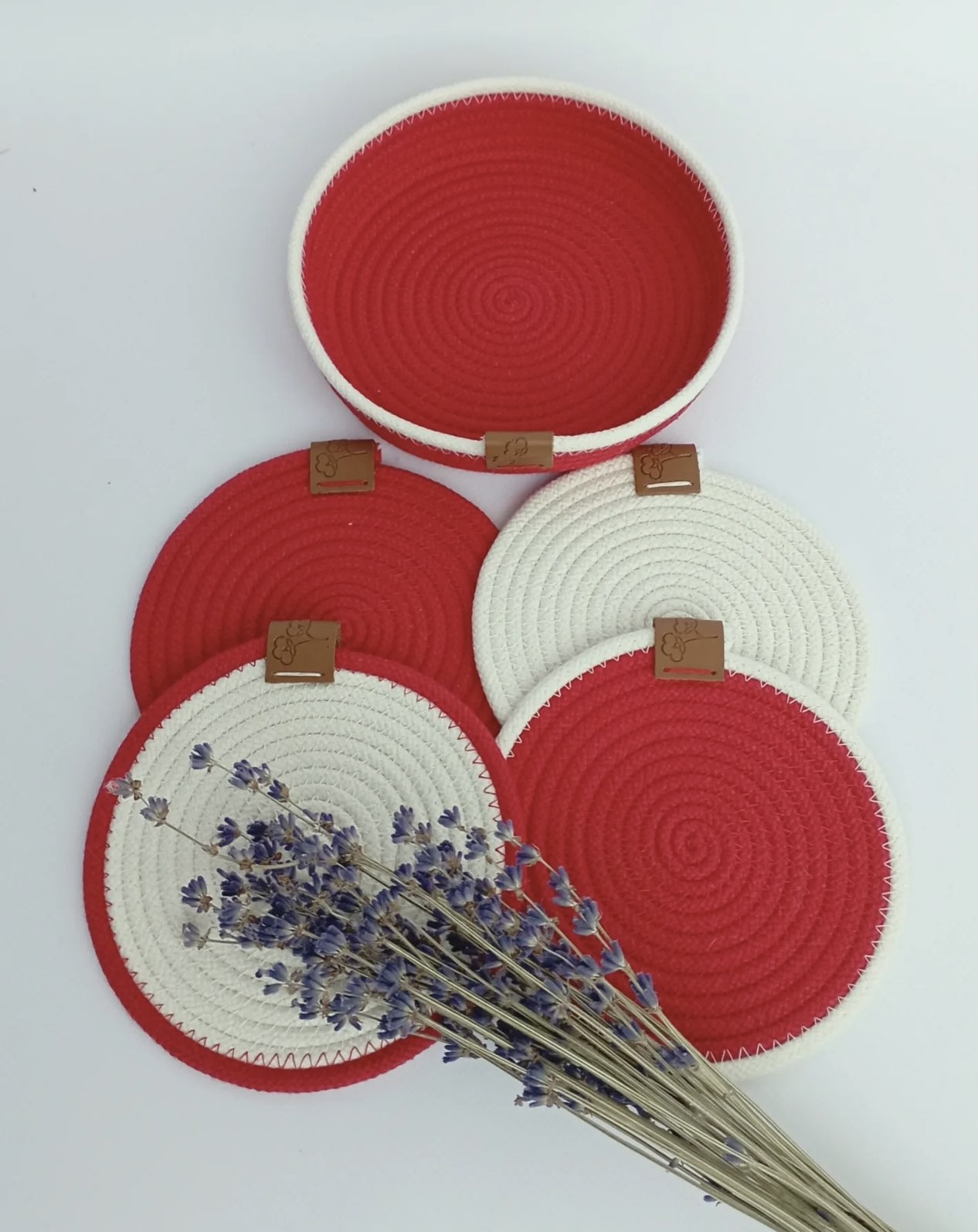 Handmade Woven Set of 4 coasters & plate 0