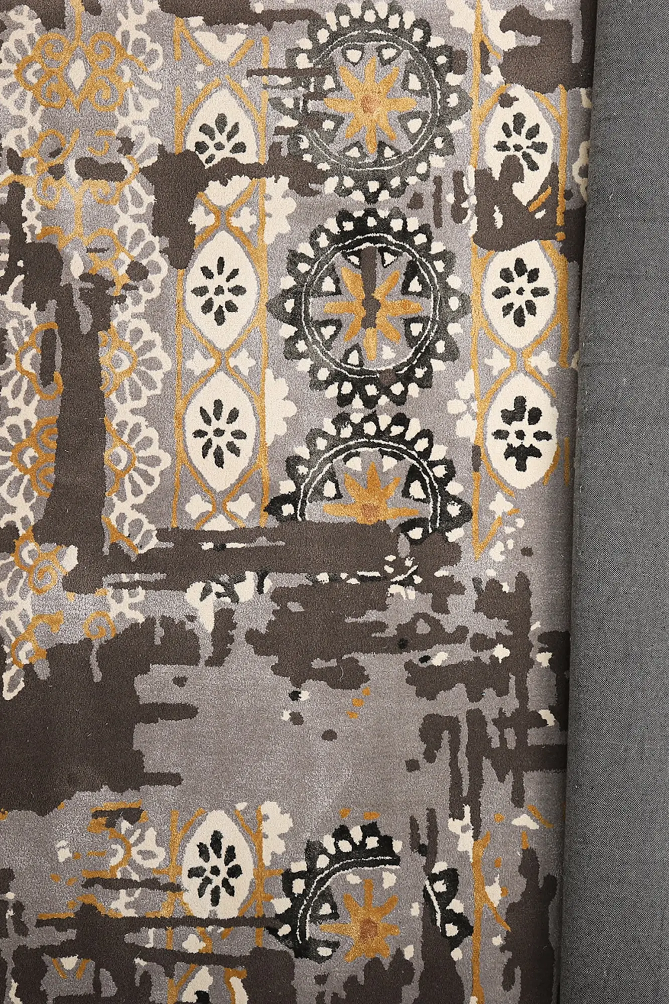 Artful Aura Rug 1