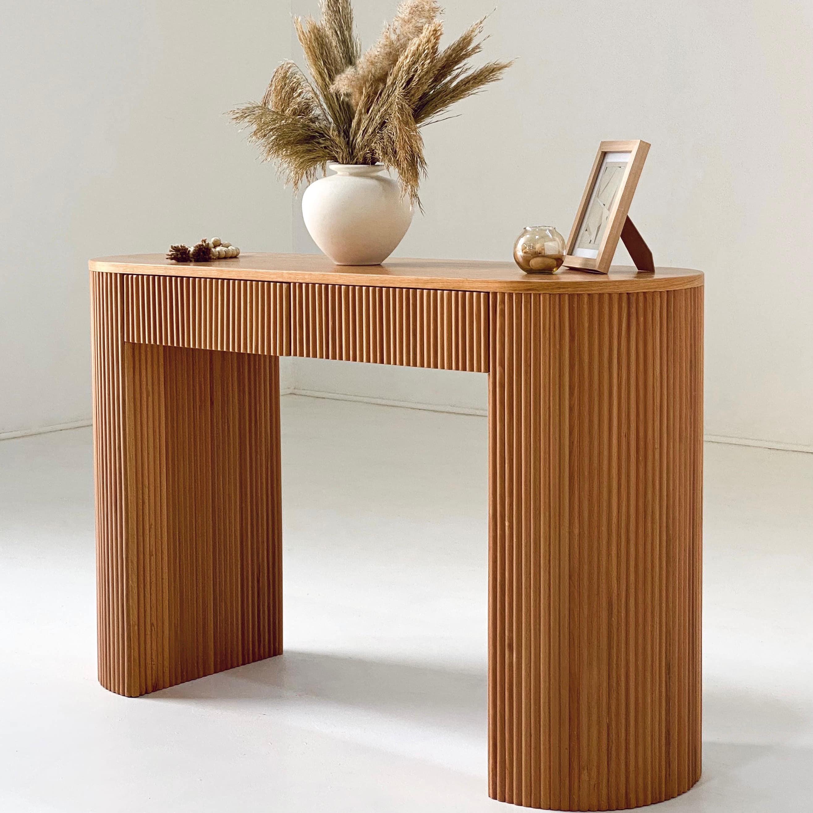 Fluted Console 1