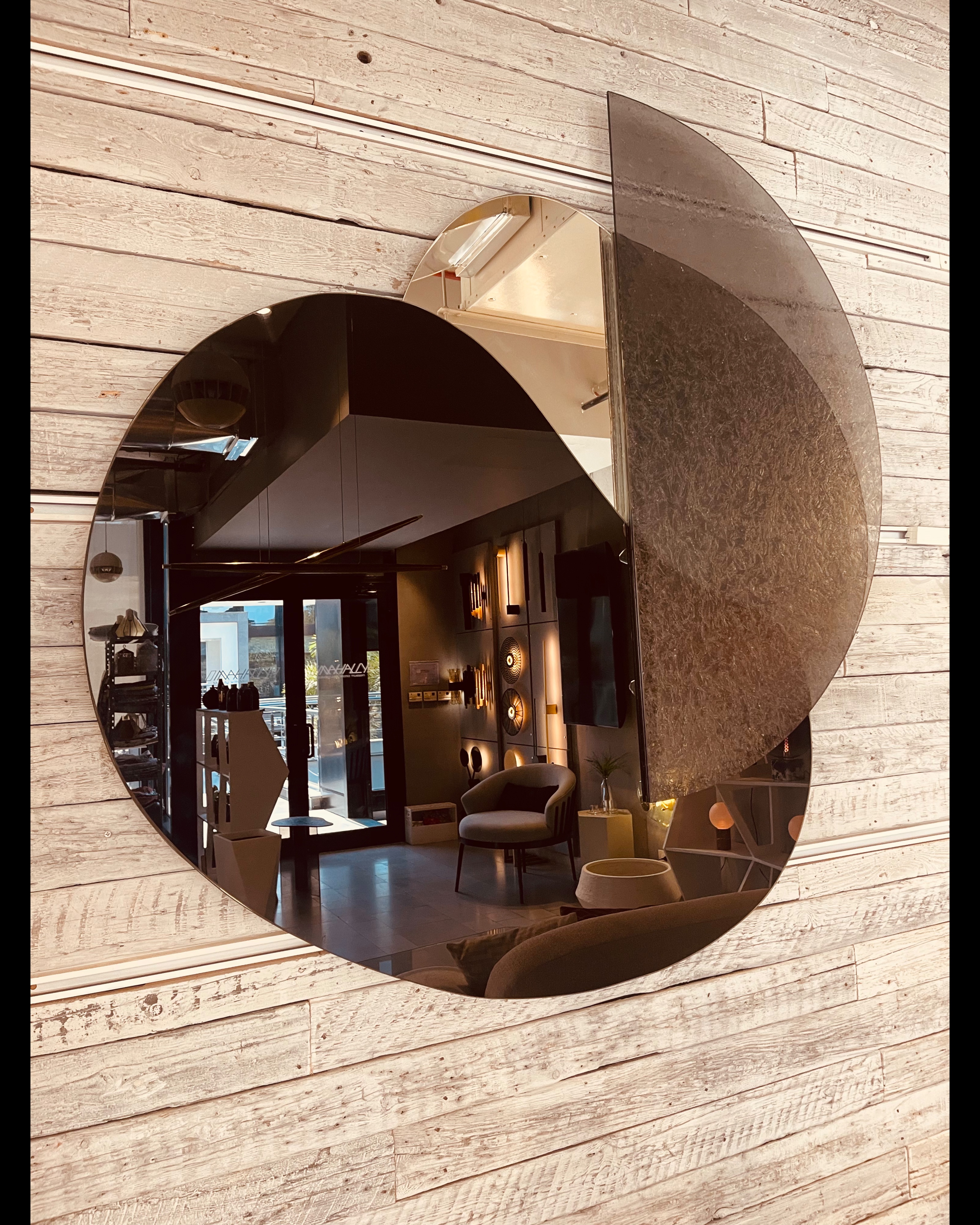 Abstract Arket Wall Mirror – Unique Geometric Accent 7