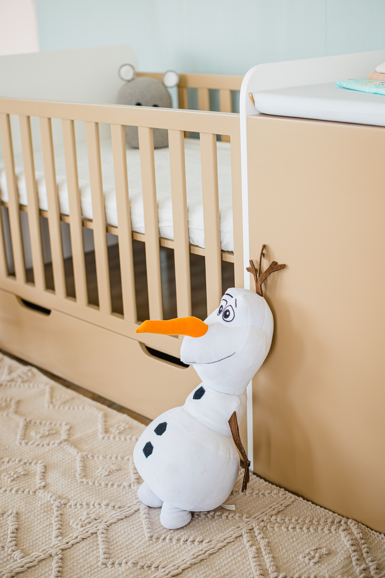 Almond Crib with Attached Changing Table 6