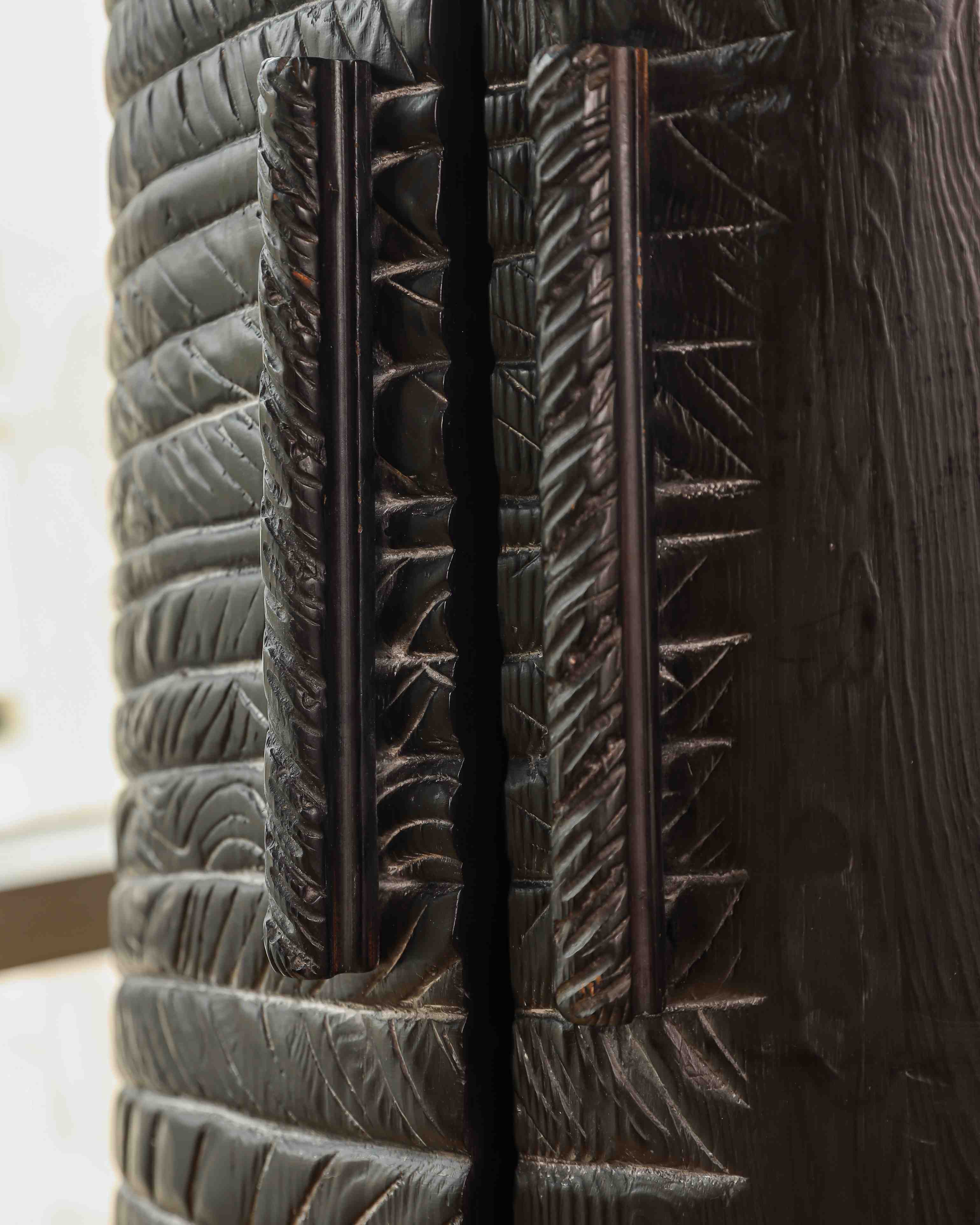 Black Widow Wooden Bar 1