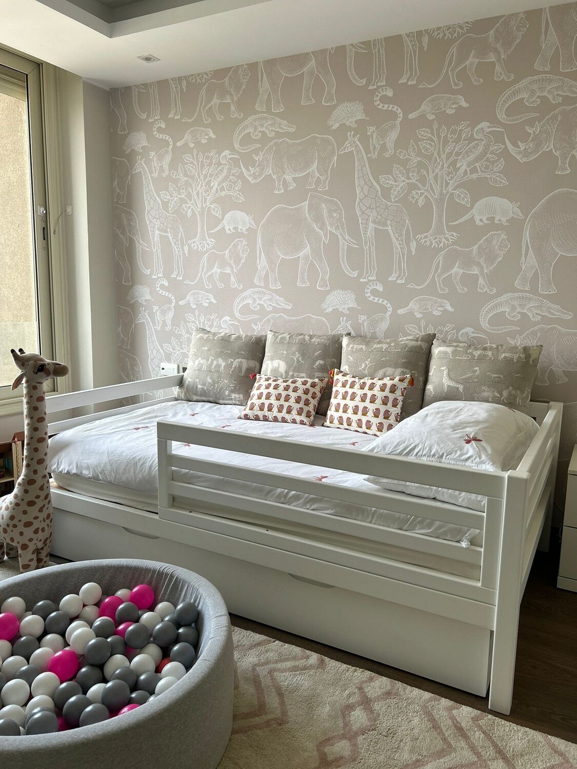 Aa - 2 mattress/storage bed or drawer 0