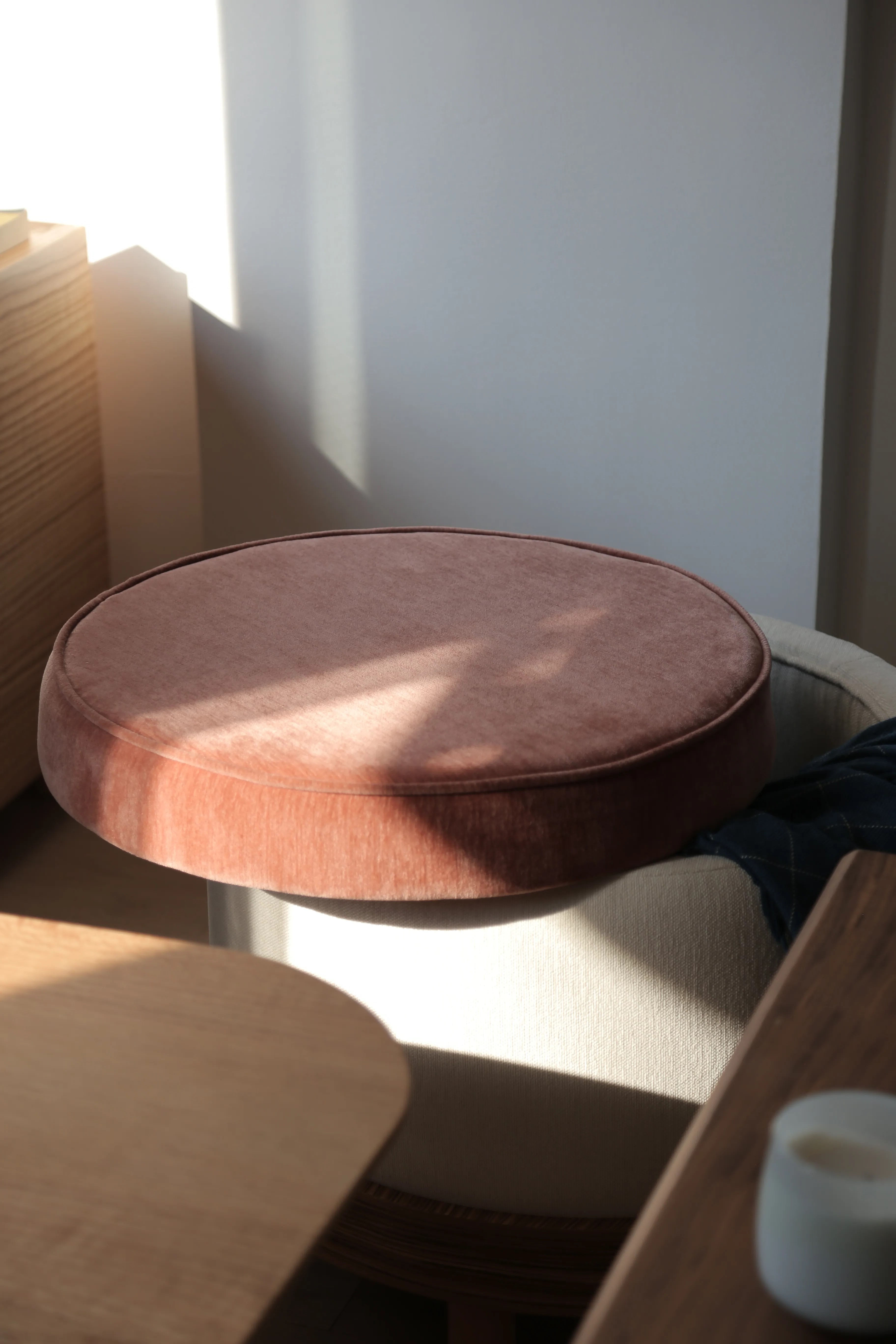 Nordica Gelato Pouf With Storage Space - Engineered Wood 5