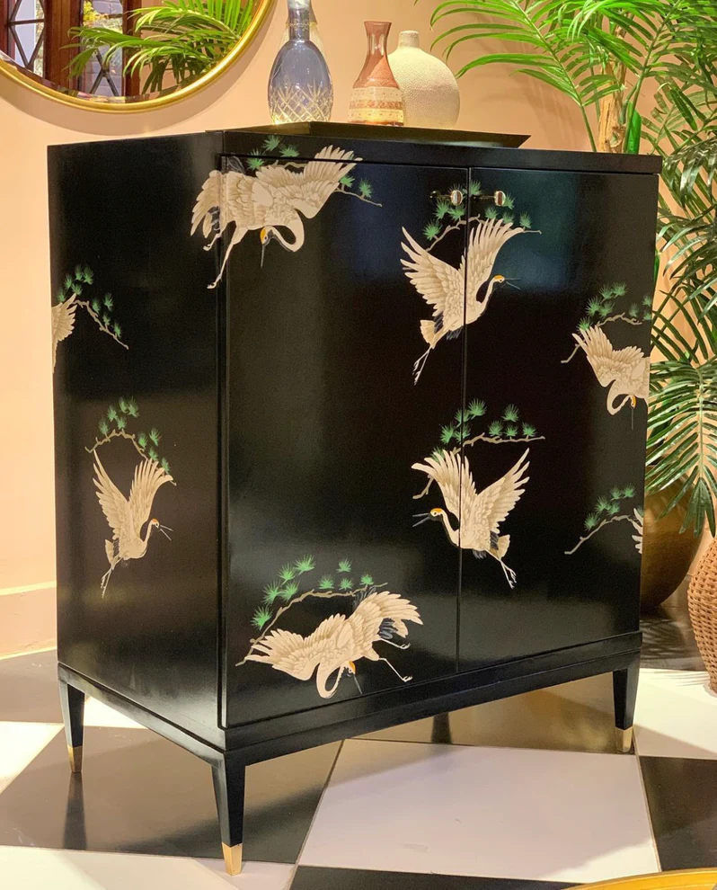 Handpainted Birds Cabinet 0