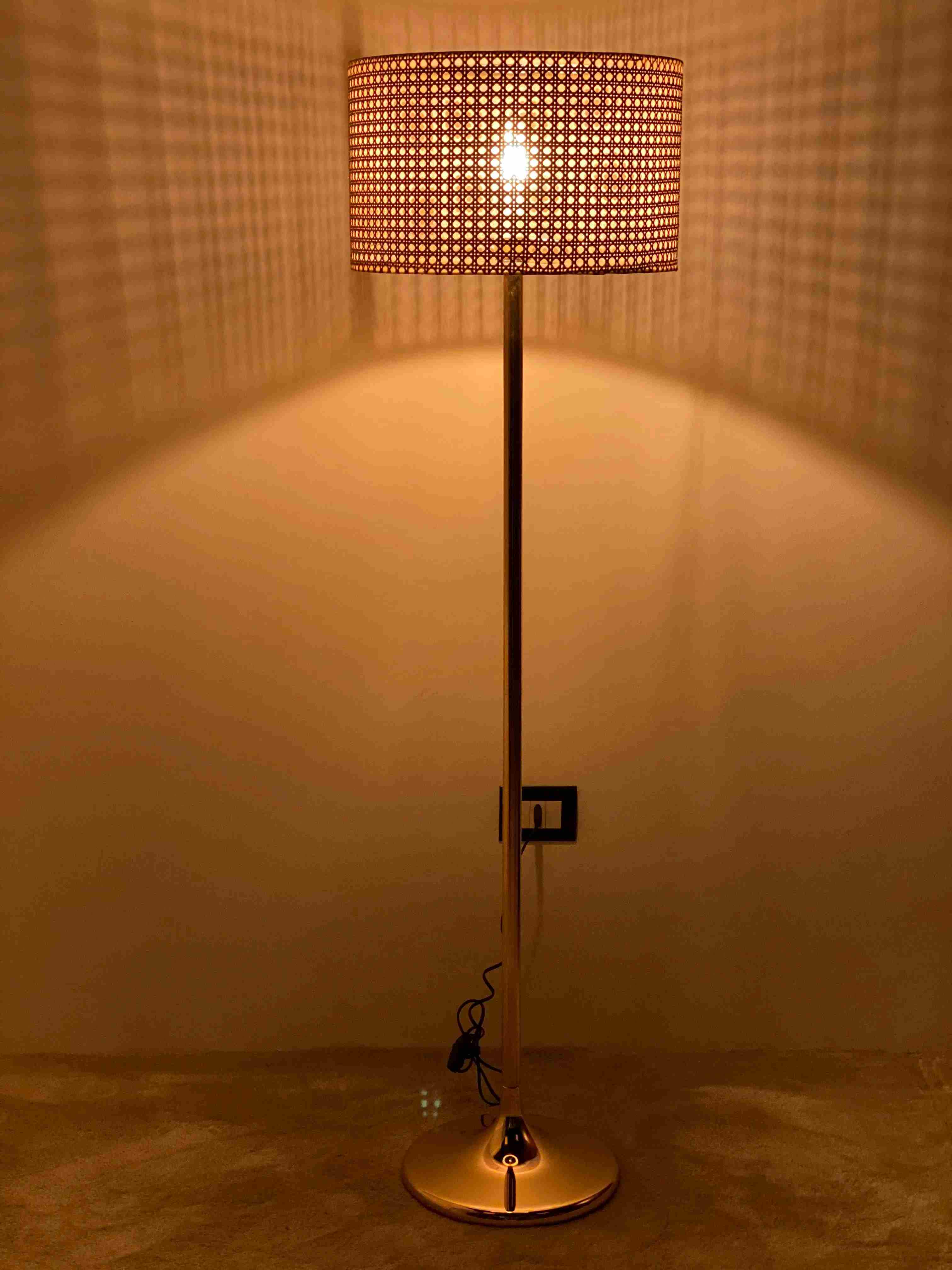 Rattan Floor Lamp - RFL 021  - Fl_Bo_Ra_021 1