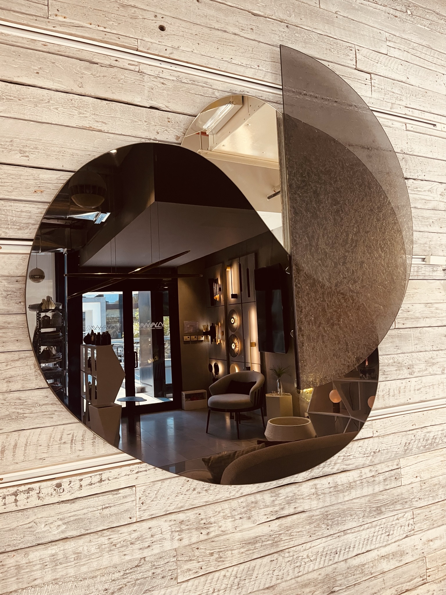 Abstract Arket Wall Mirror – Unique Geometric Accent 6