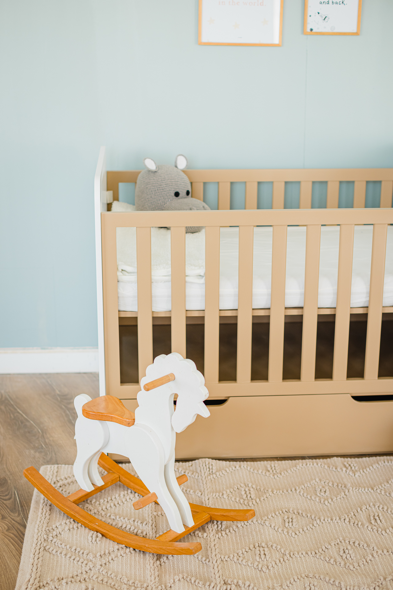 Almond Crib with Attached Changing Table 7