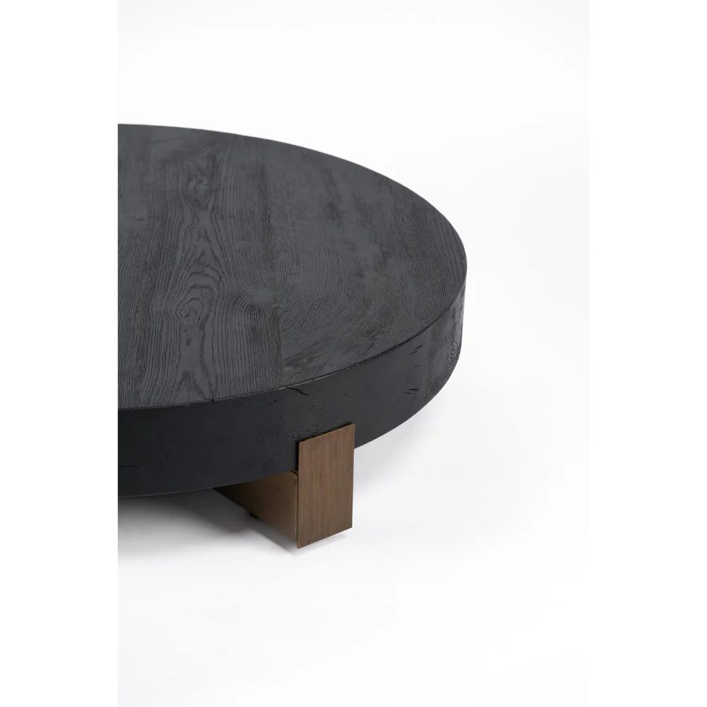 Bold Reclaimed Oak Coffee Table - Round Shape 4