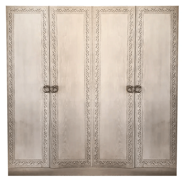 Classic Treasure Wardrobe 0