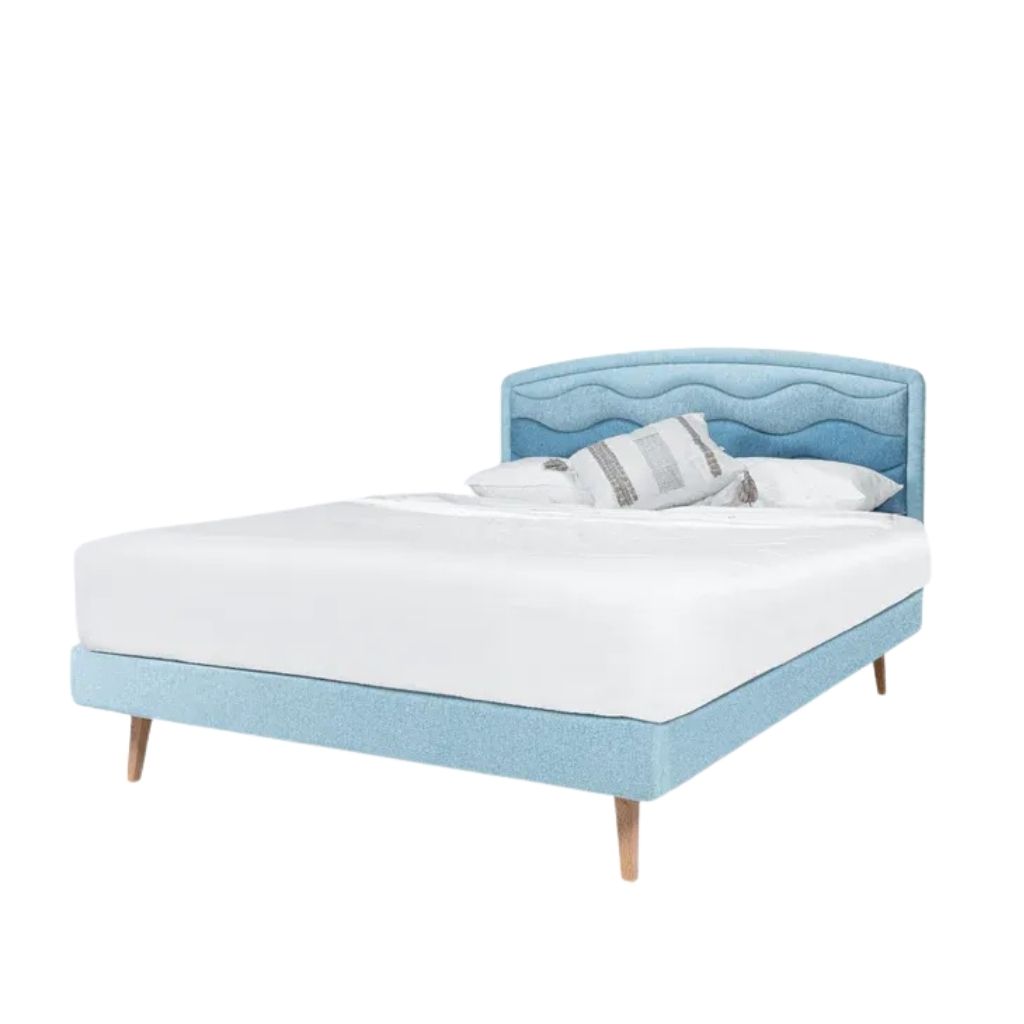 Tide Bed Upholstered With Oak Legs 0