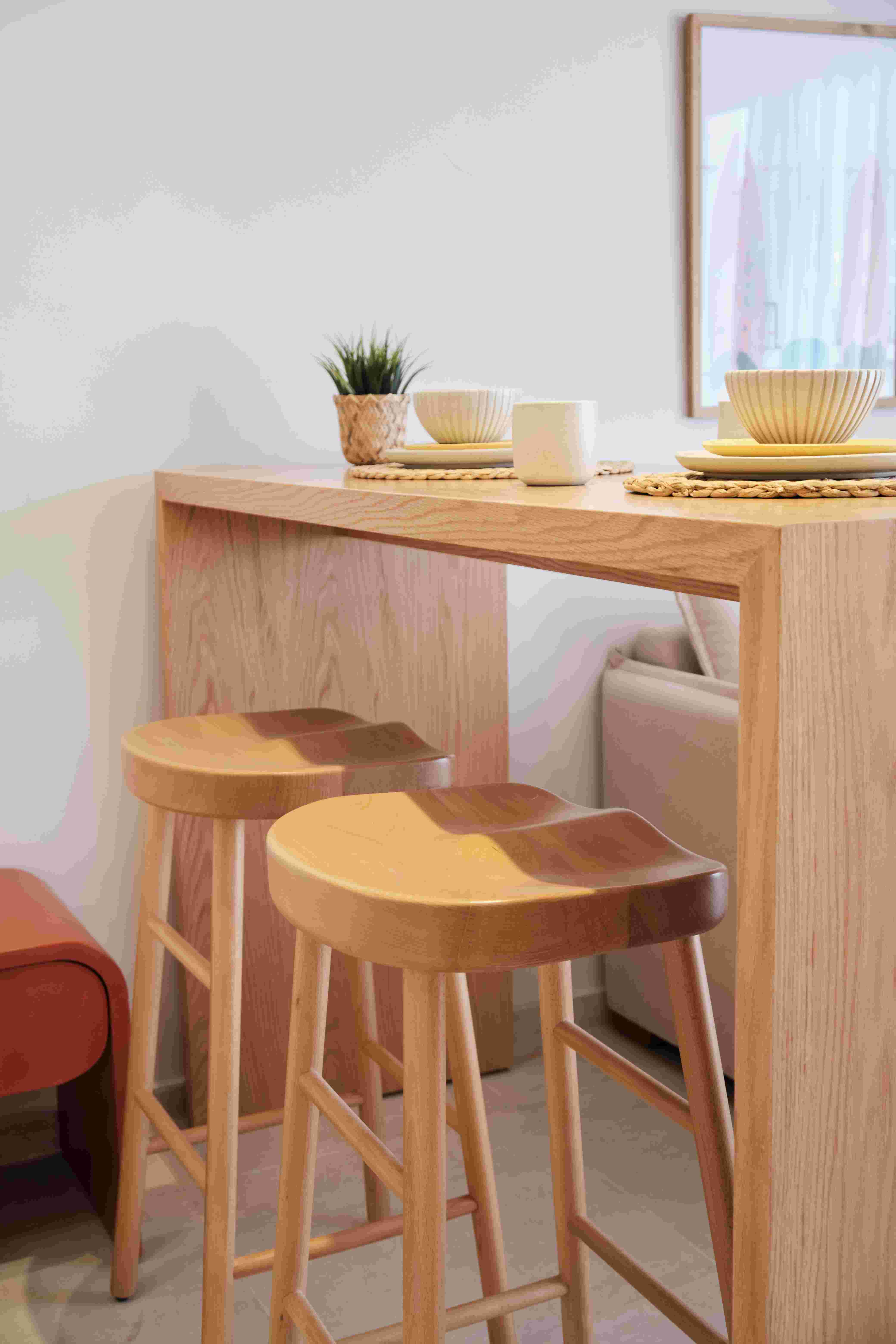 Small wooden bar online stools