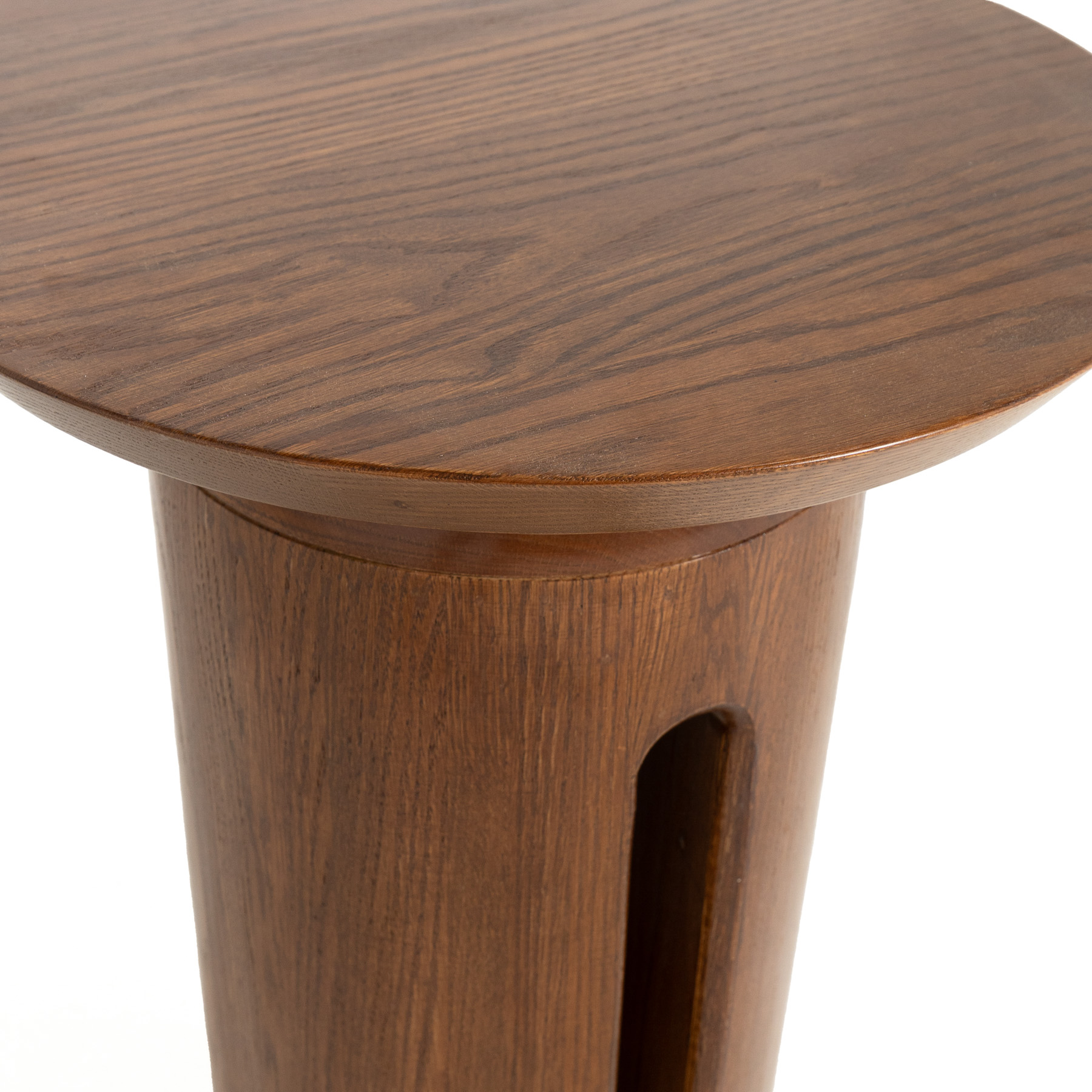 Rosie Oak Side Table – Solid Wood Design With A Stylish Slit 2