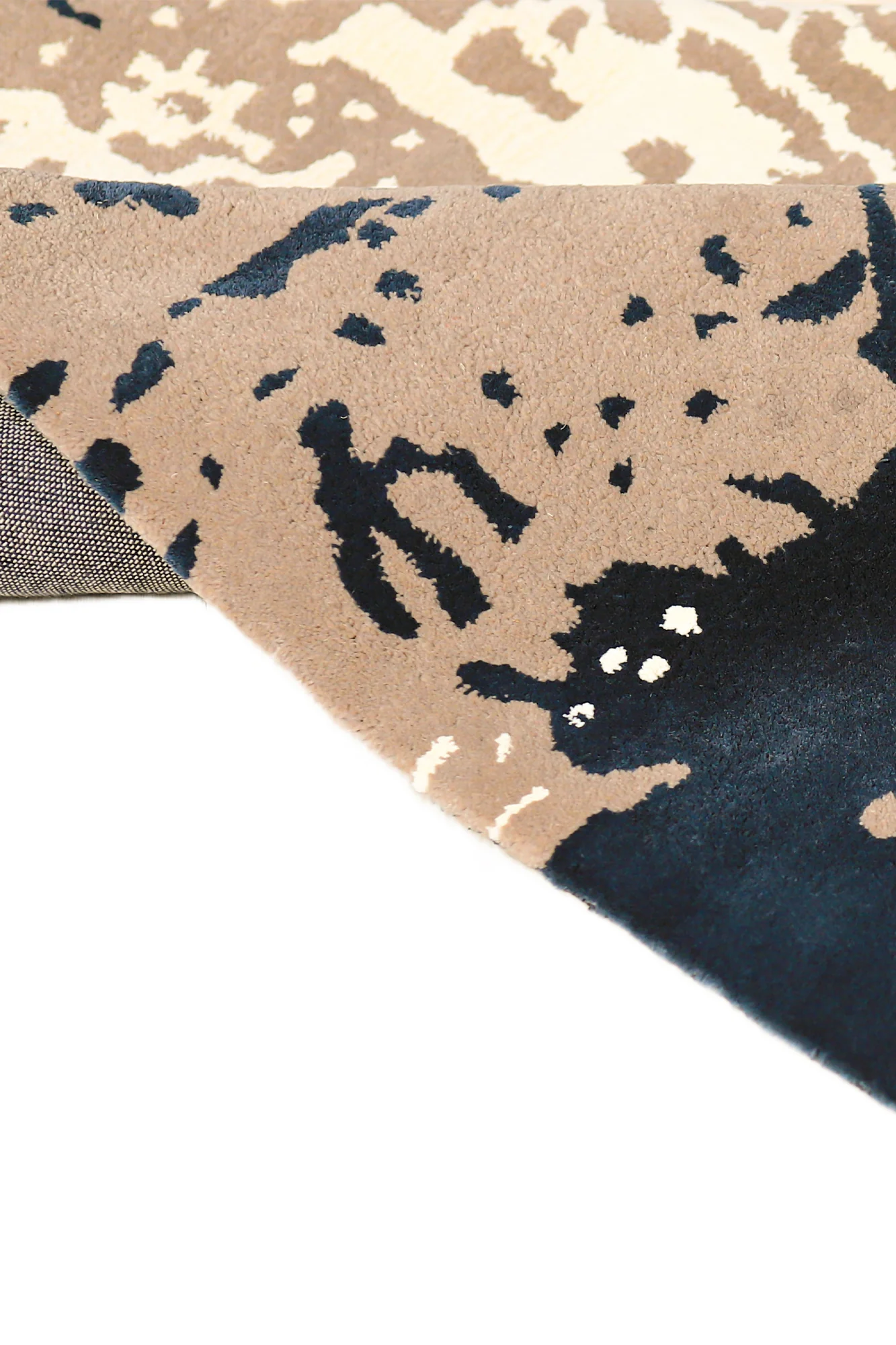 Pioneer Hand-Tufted Wool Blend Rug 1