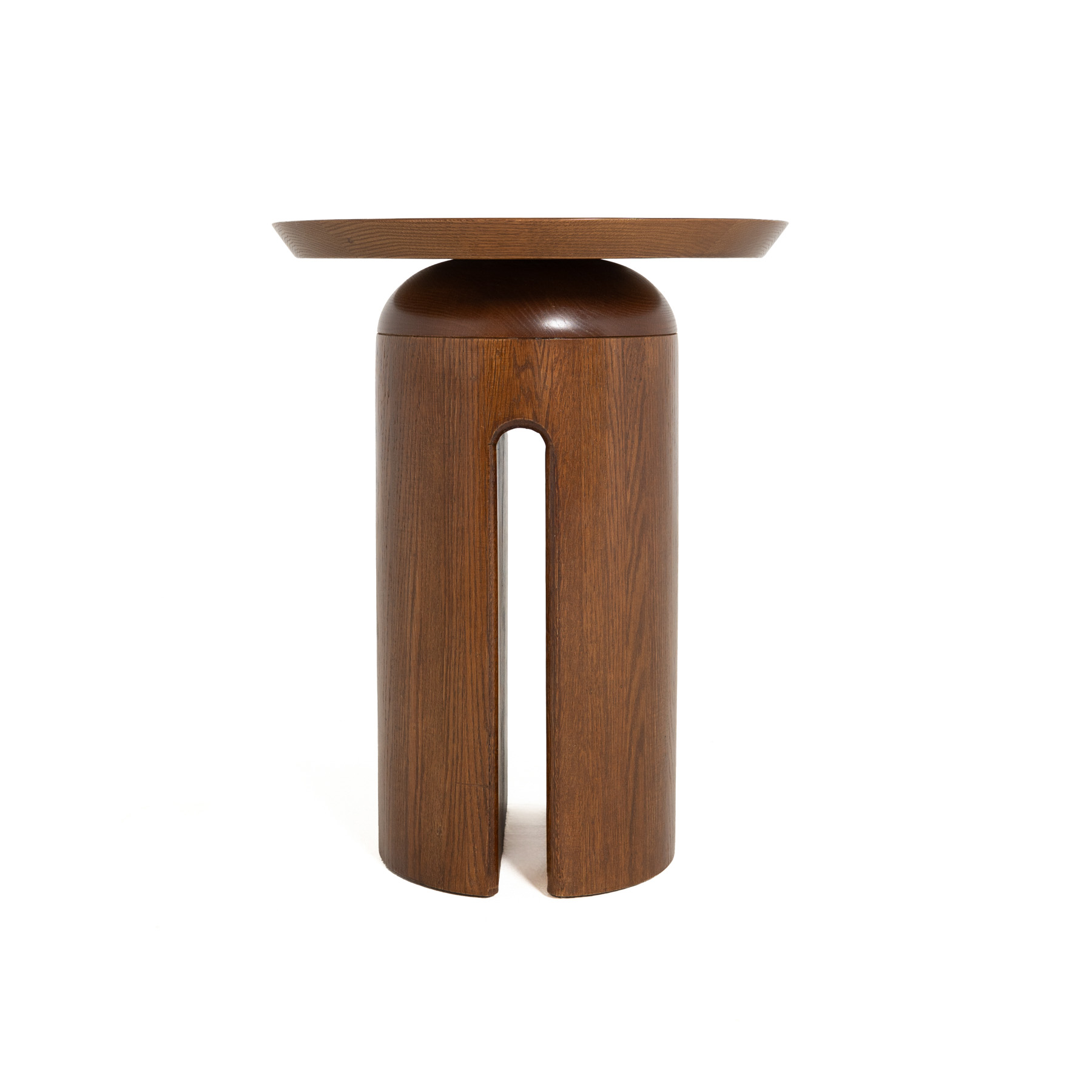 Rosie Oak Side Table – Solid Wood Design With A Stylish Slit image