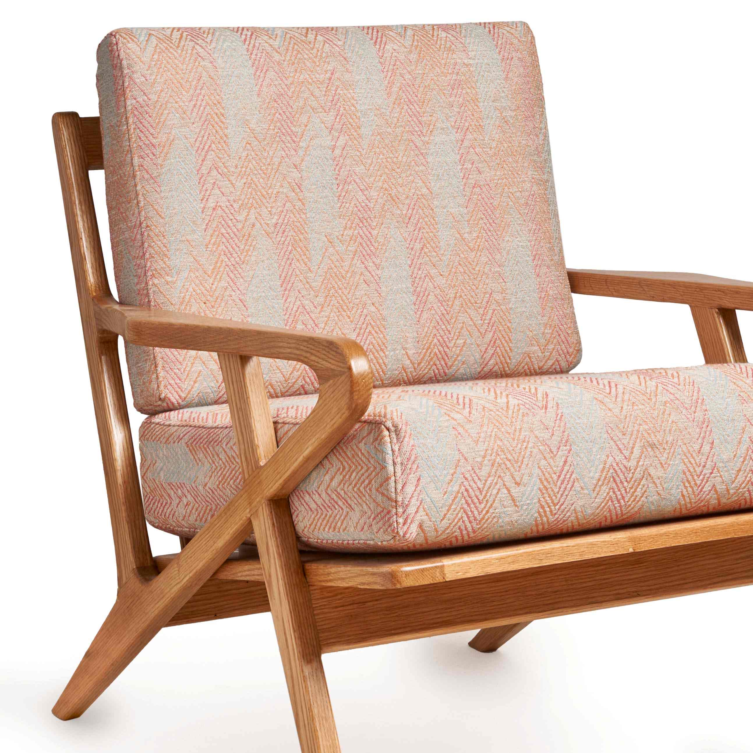 AC014  Armchair 2