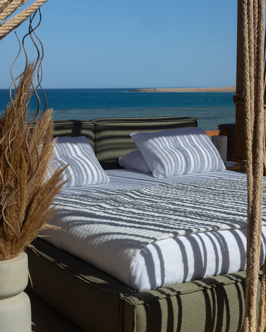 Ravel Bed – Perfect Blend of Comfort and Elegance 3