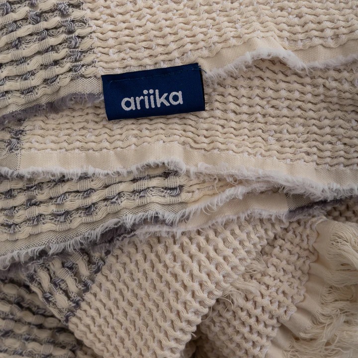 Honeycomb Stripe Bedspread 2