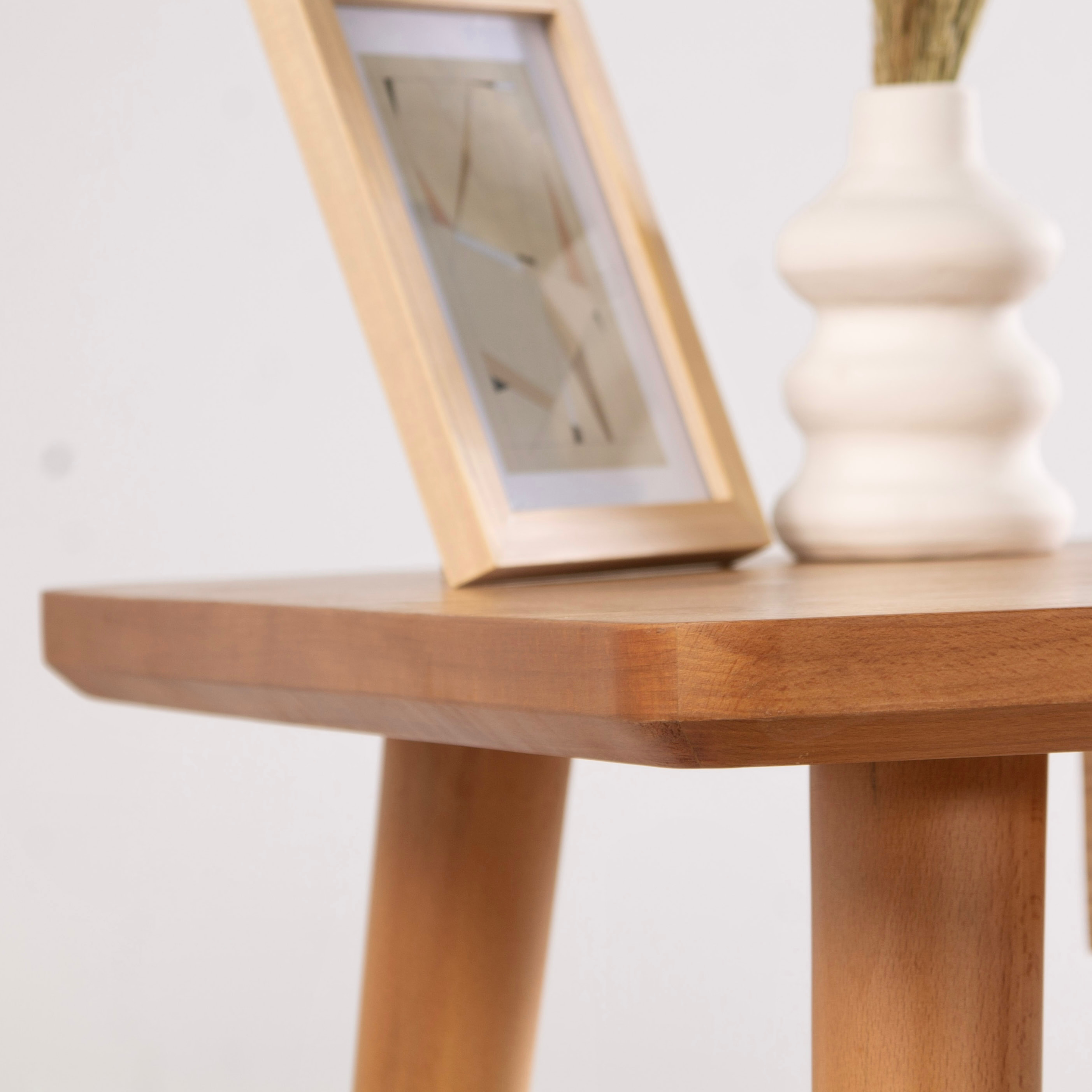 Nova Desk 3