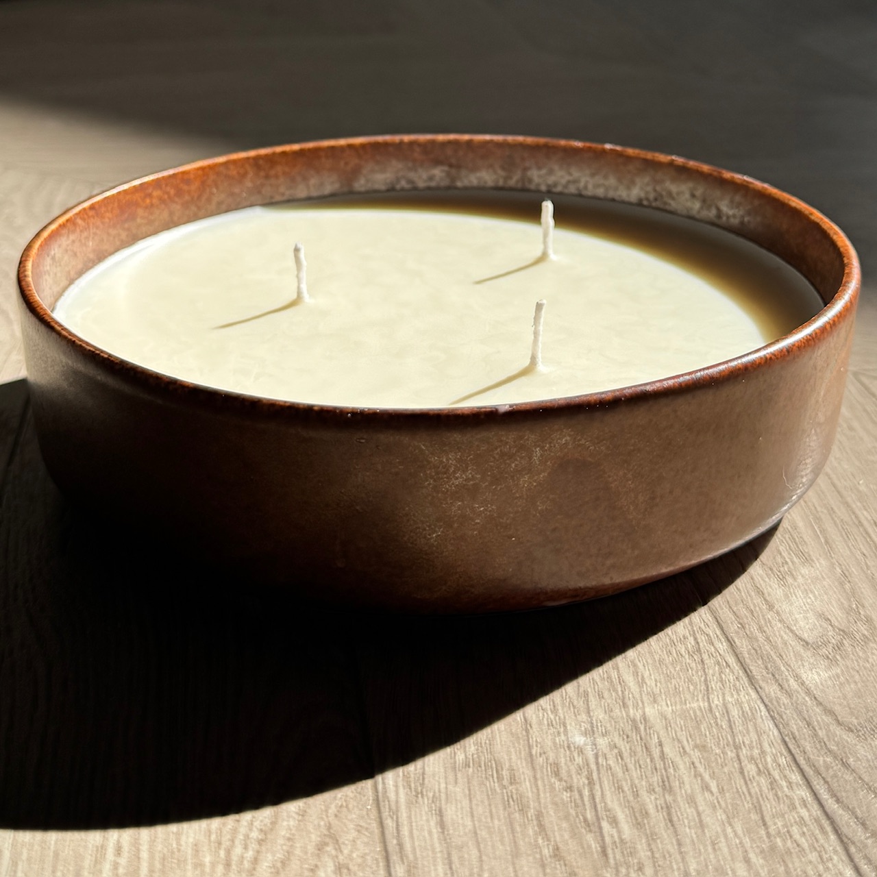 Glazed brown candle 0