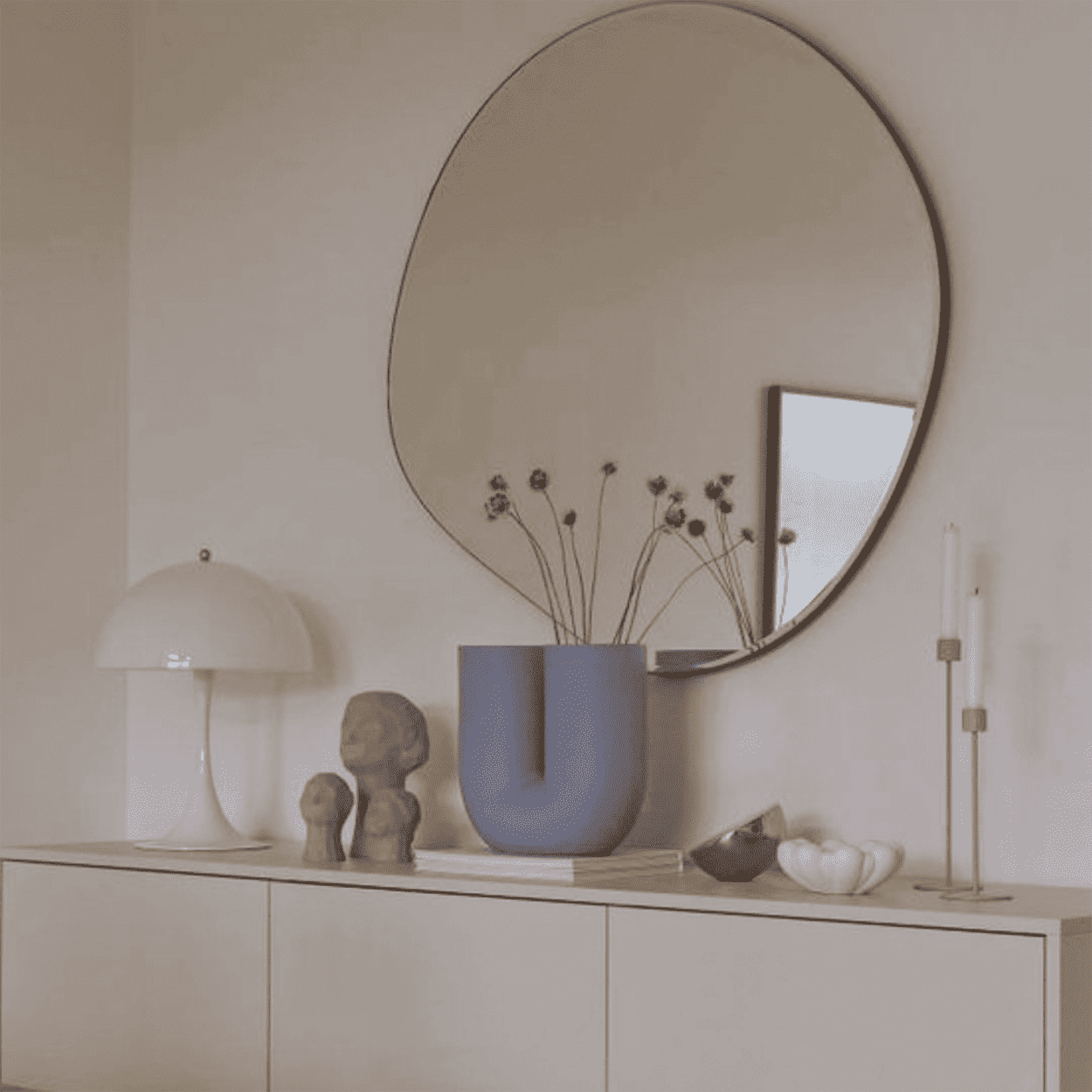 Willie Modern Round Wall Mirror for Minimalist Spaces 0