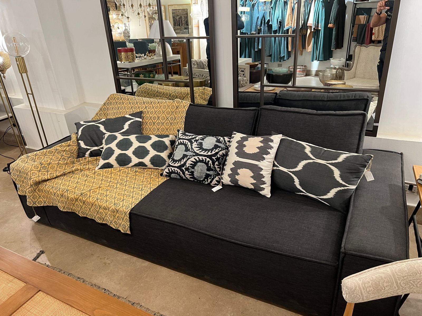 Crew Sofa 0