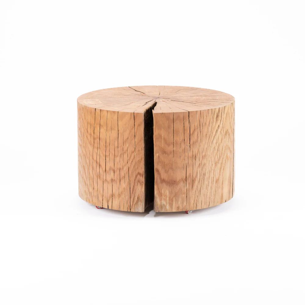 Tree Trunk Coffee Table With Small Metal Legs 1